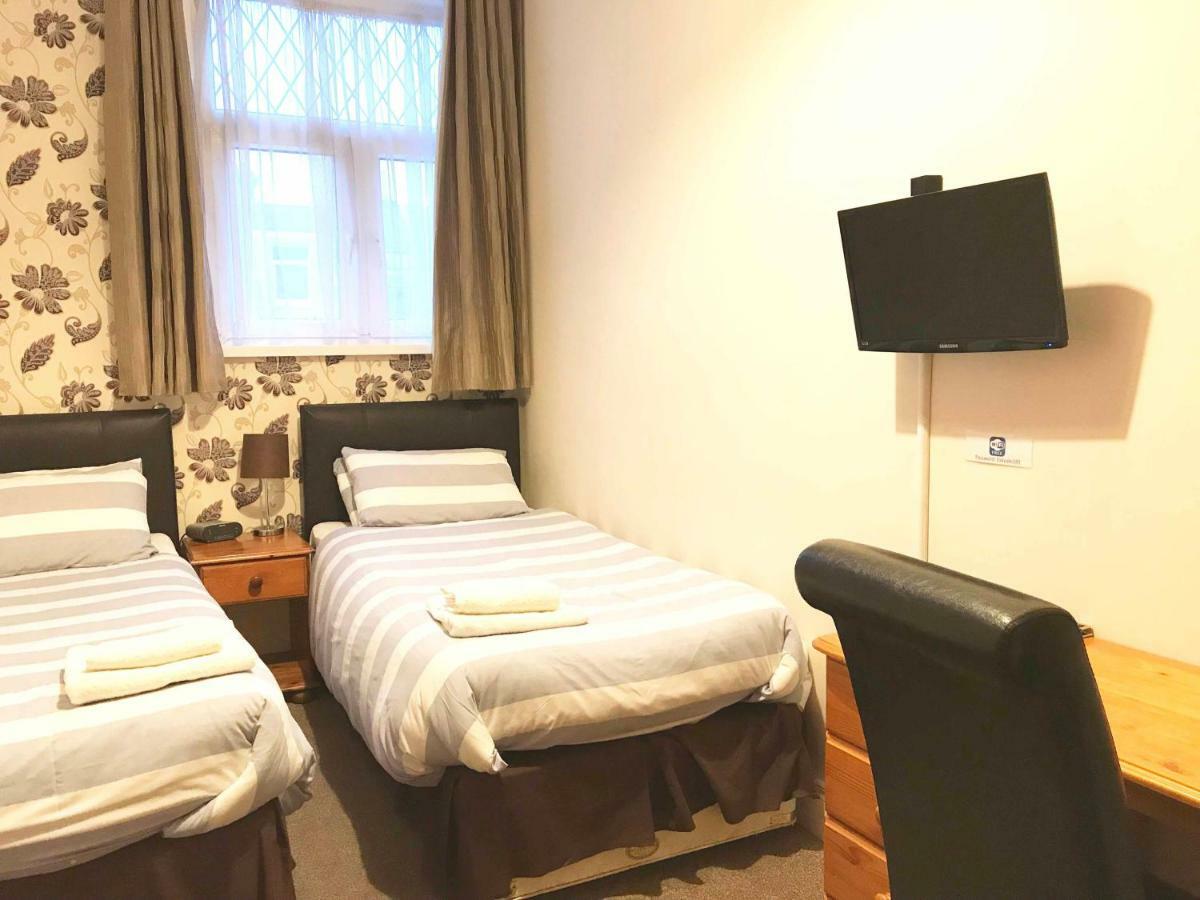 Esk Vale Guest House Portsmouth Room photo